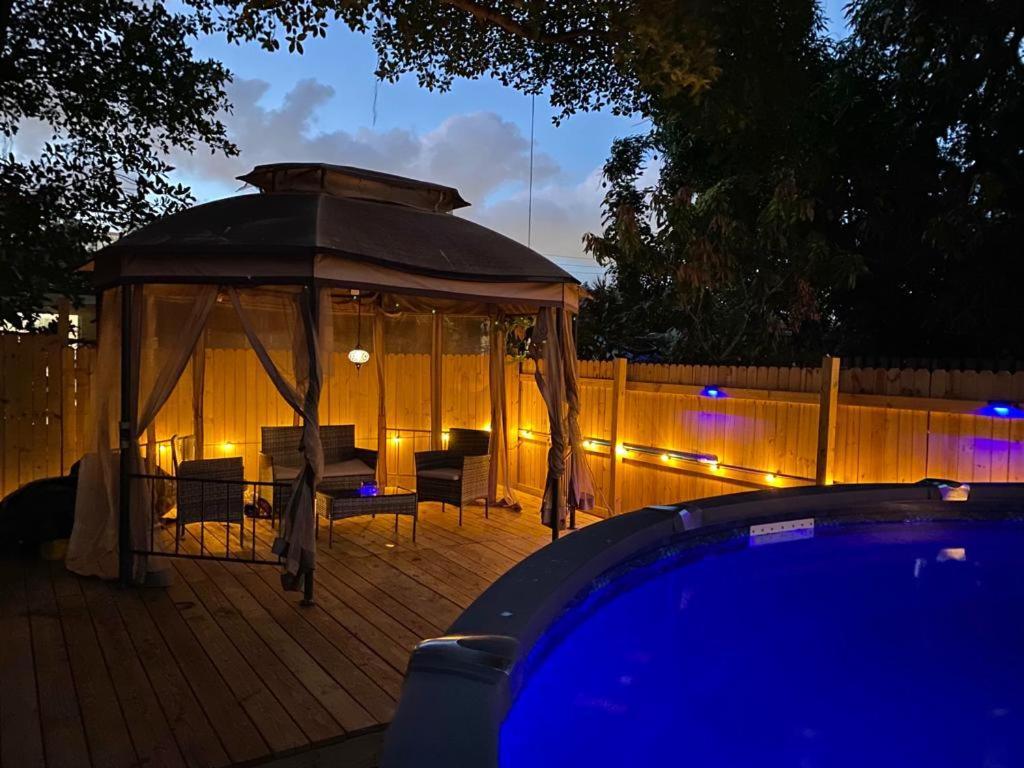 Blue Room By The Gables Miami Exteriör bild